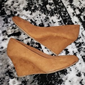 Dexflex Brown Wedges